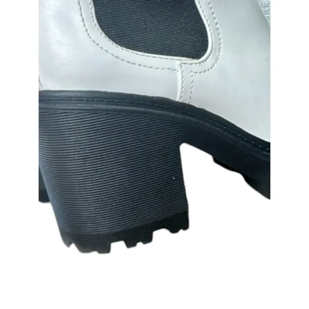 Urban Outfitters Chloe Chelsea Boot In White Women's Size 8